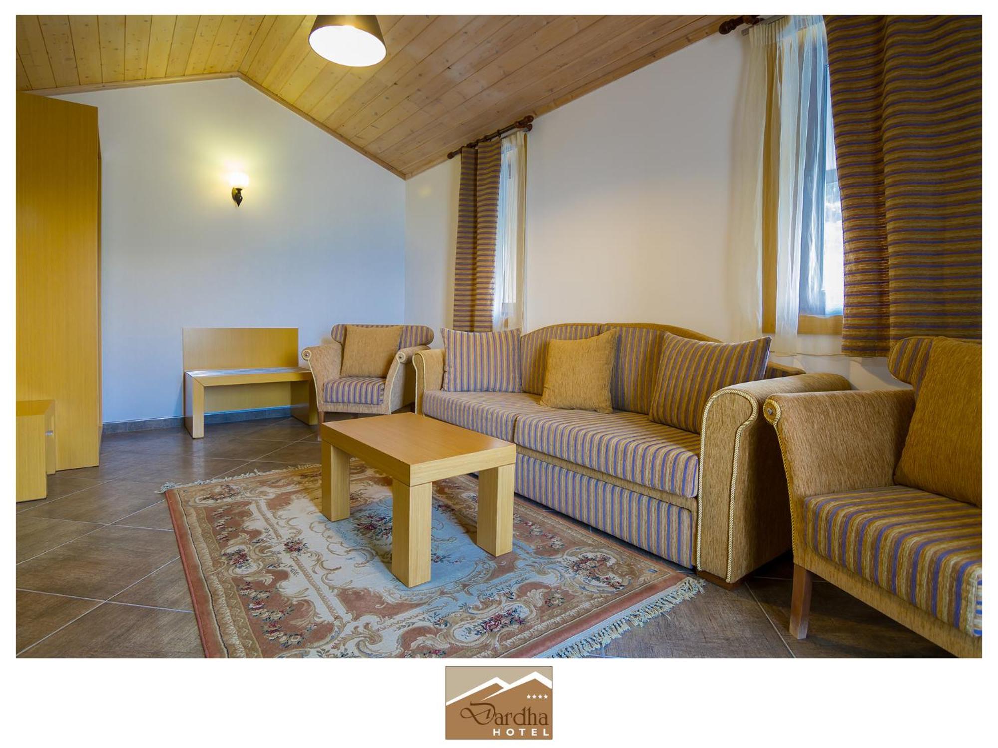Hotel Dardha Kamer foto